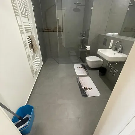 Genthiner 2 Apartment Berlin