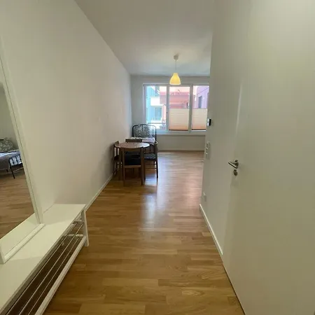 Apartment Genthiner 2 *